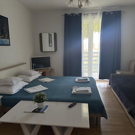 Apartmani Ira Crikvenica Exterior foto
